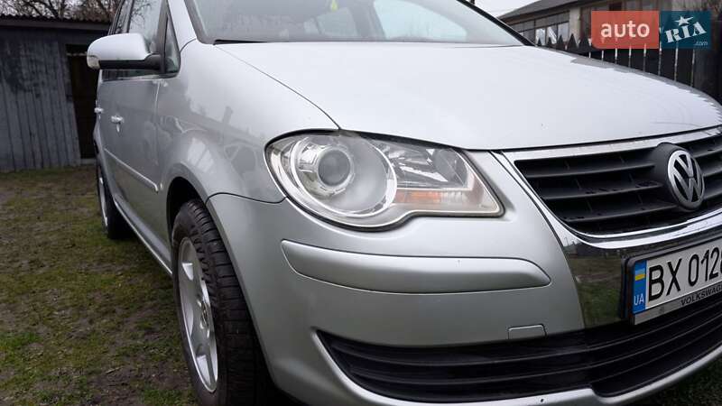 Минивэн Volkswagen Touran 2007 в Шепетовке фото 17 Минивэн Volkswagen Touran 2007 в Шепетовке