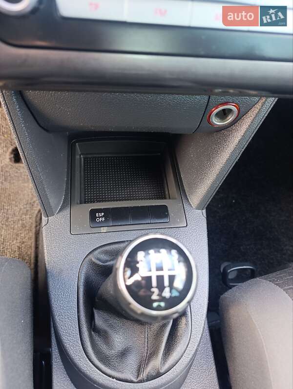 Минивэн Volkswagen Touran 2007 в Луцке