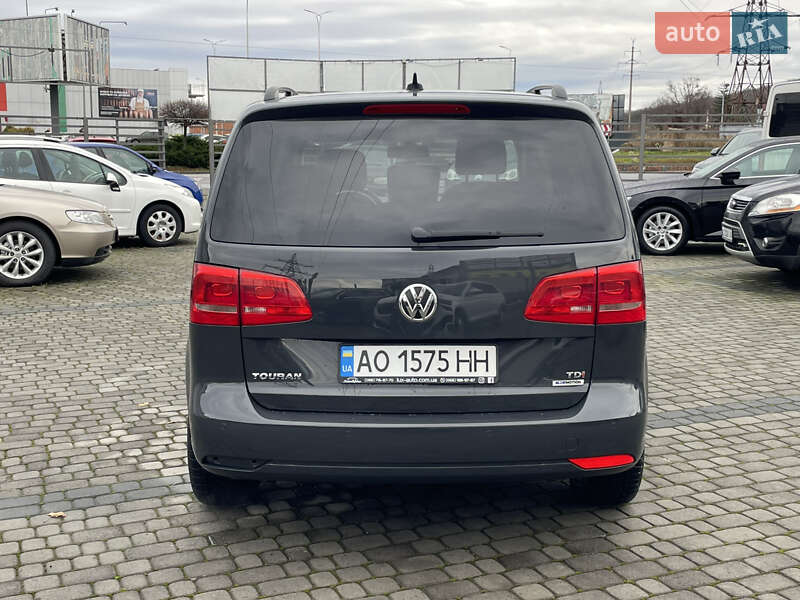 Минивэн Volkswagen Touran 2014 в Мукачево