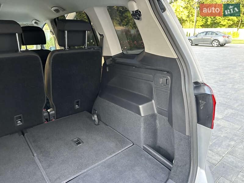 Микровэн Volkswagen Touran 2020 в Луцке