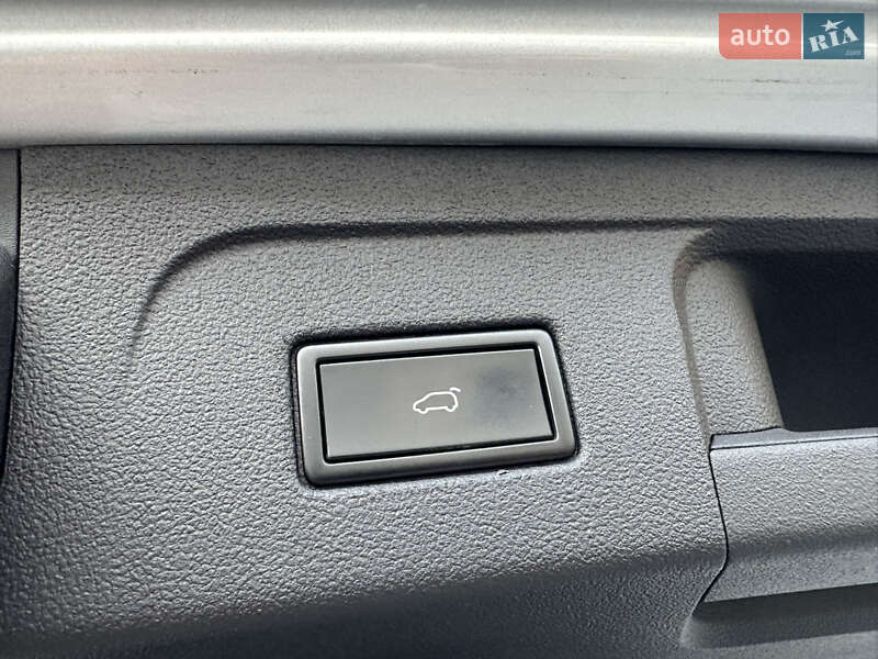 Микровэн Volkswagen Touran 2020 в Луцке