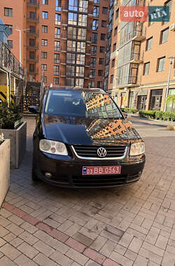 Минивэн Volkswagen Touran 2005 в Луцке