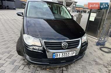 Минивэн Volkswagen Touran 2007 в Полтаве