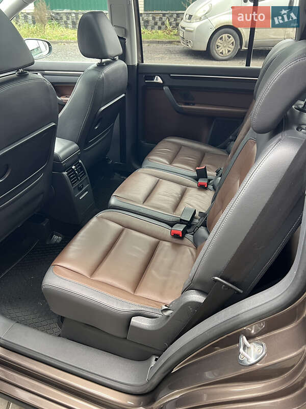 Минивэн Volkswagen Touran 2013 в Житомире фото 14 Минивэн Volkswagen Touran 2013 в Житомире