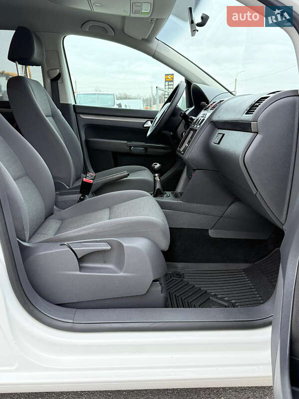 Минивэн Volkswagen Touran 2008 в Виннице