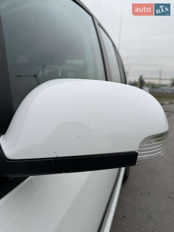 Минивэн Volkswagen Touran 2008 в Виннице