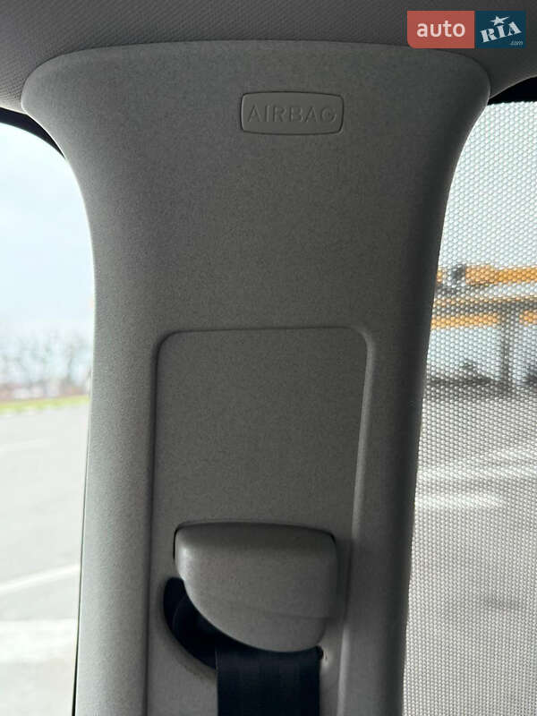 Минивэн Volkswagen Touran 2008 в Виннице