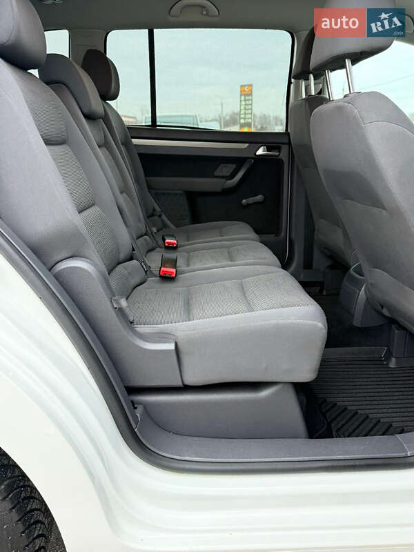 Минивэн Volkswagen Touran 2008 в Виннице