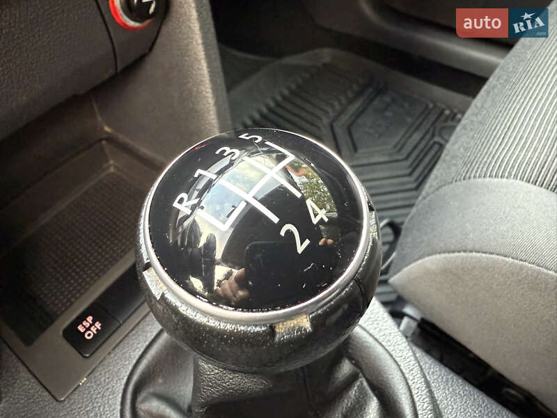 Минивэн Volkswagen Touran 2008 в Виннице