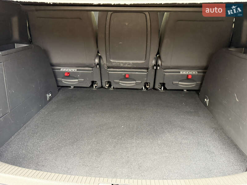 Минивэн Volkswagen Touran 2008 в Виннице