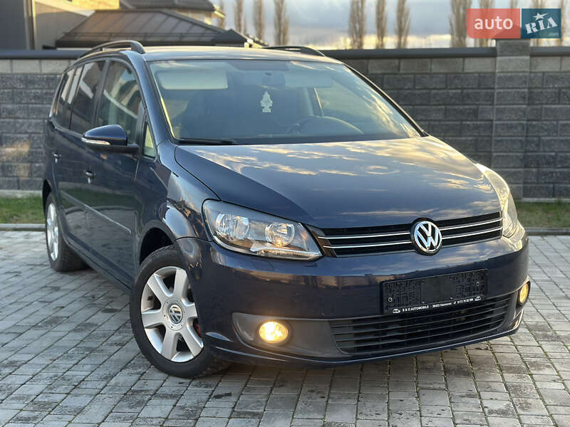 Минивэн Volkswagen Touran 2014 в Ровно