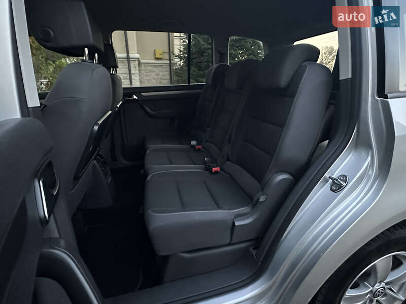 Минивэн Volkswagen Touran 2013 в Сарнах фото 39 Минивэн Volkswagen Touran 2013 в Сарнах