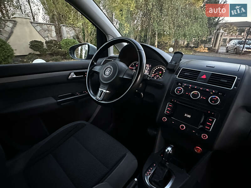 Минивэн Volkswagen Touran 2013 в Сарнах фото 45 Минивэн Volkswagen Touran 2013 в Сарнах