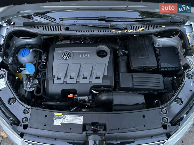 Минивэн Volkswagen Touran 2013 в Сарнах фото 59 Минивэн Volkswagen Touran 2013 в Сарнах