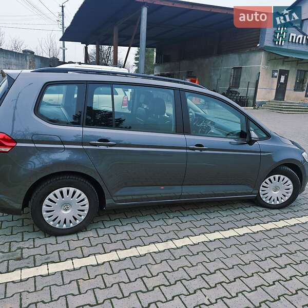 Микровэн Volkswagen Touran 2017 в Ивано-Франковске