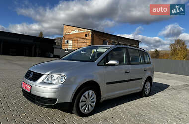 Мінівен Volkswagen Touran 2004 в Нововолинську