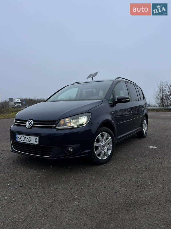 Мінівен Volkswagen Touran 2012 в Рівному