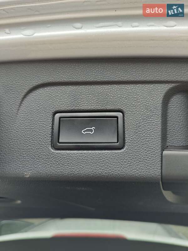 Микровэн Volkswagen Touran 2016 в Славуте