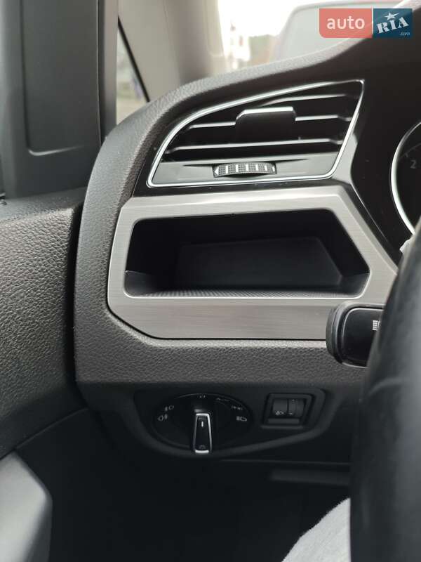 Микровэн Volkswagen Touran 2016 в Славуте