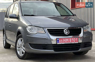 Минивэн Volkswagen Touran 2007 в Лубнах