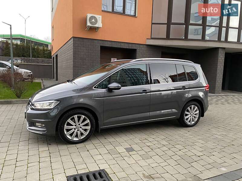 Микровэн Volkswagen Touran 2016 в Ивано-Франковске фото 13 Микровэн Volkswagen Touran 2016 в Ивано-Франковске