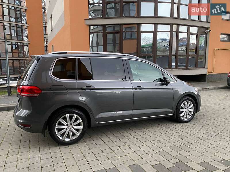 Микровэн Volkswagen Touran 2016 в Ивано-Франковске фото 31 Микровэн Volkswagen Touran 2016 в Ивано-Франковске