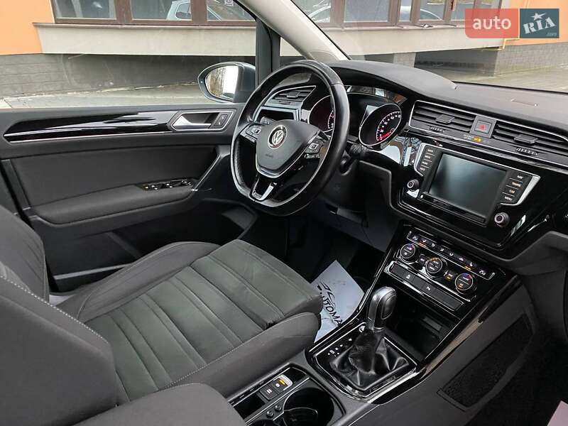Микровэн Volkswagen Touran 2016 в Ивано-Франковске фото 67 Микровэн Volkswagen Touran 2016 в Ивано-Франковске