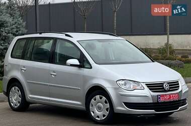Мінівен Volkswagen Touran 2008 в Луцьку