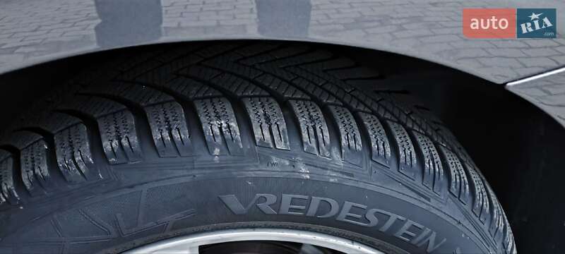 Минивэн Volkswagen Touran 2013 в Мукачево фото 21 Минивэн Volkswagen Touran 2013 в Мукачево