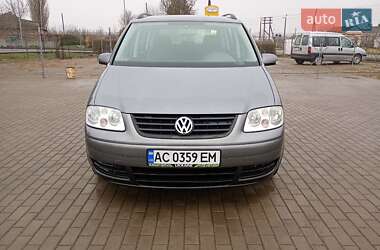 Мінівен Volkswagen Touran 2004 в Володимирі
