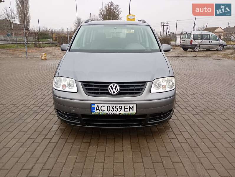 Volkswagen Touran 2004