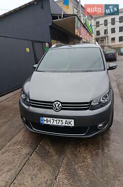Минивэн Volkswagen Touran 2014 в Балте