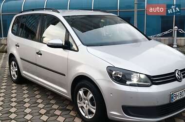 Минивэн Volkswagen Touran 2012 в Черноморске