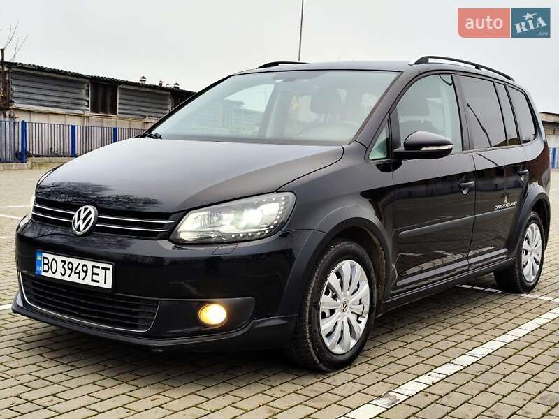 Volkswagen Touran 2011 Volkswagen Touran 2011