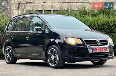 Мінівен Volkswagen Touran 2008 в Умані