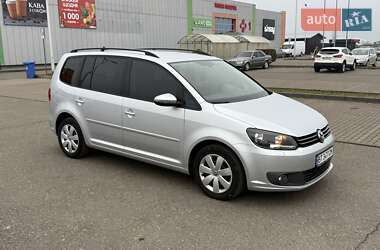 Минивэн Volkswagen Touran 2012 в Виноградове