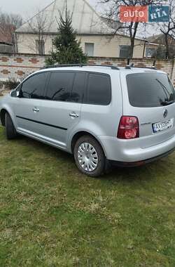 Минивэн Volkswagen Touran 2008 в Краснокутске