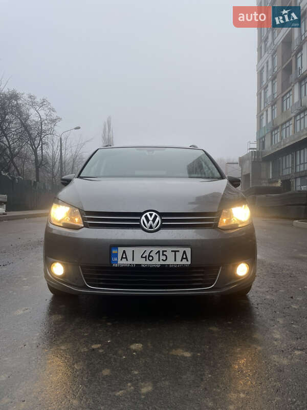 Volkswagen Touran 2011 Volkswagen Touran 2011