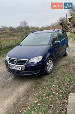 Минивэн Volkswagen Touran 2010 в Немирове