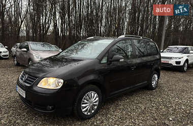 Минивэн Volkswagen Touran 2005 в Черновцах