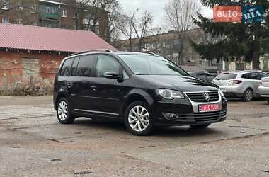 Минивэн Volkswagen Touran 2010 в Коростене