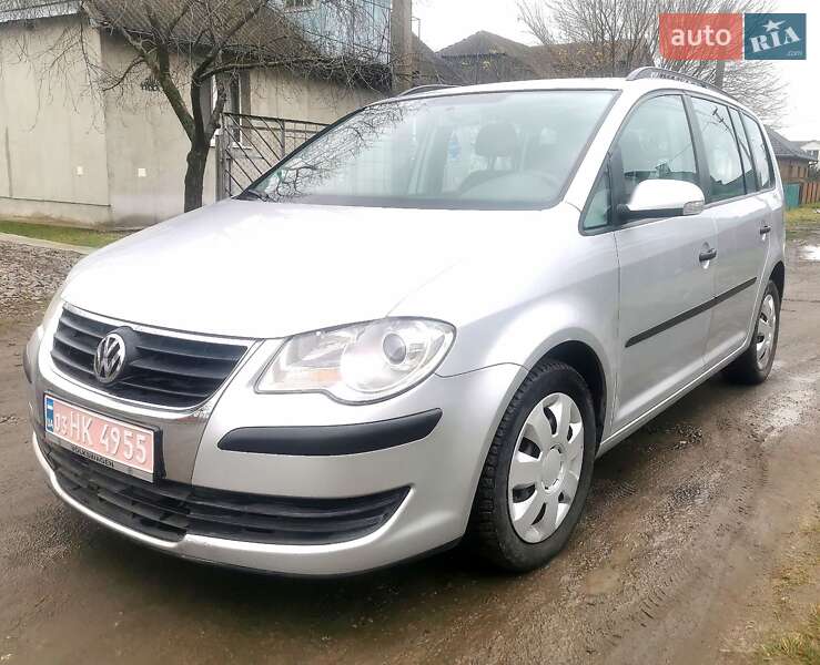 Volkswagen Touran 2009