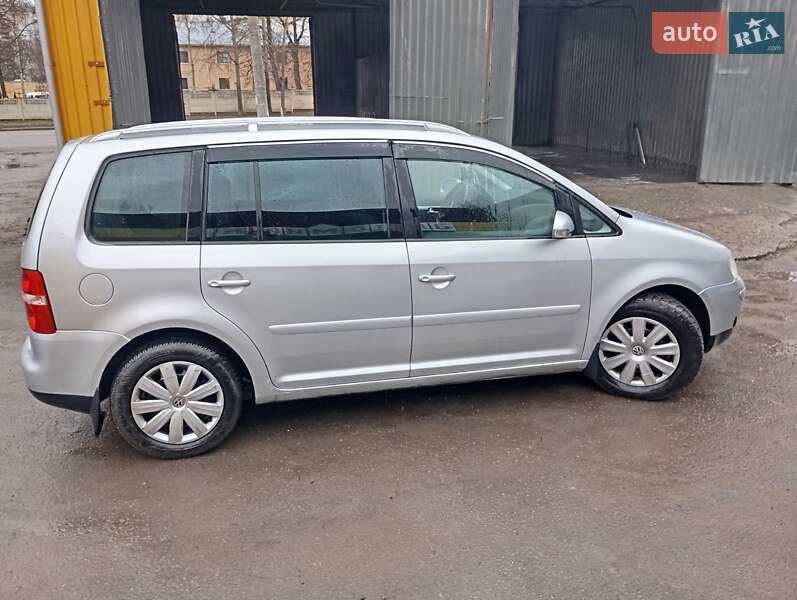 Volkswagen Touran 2005