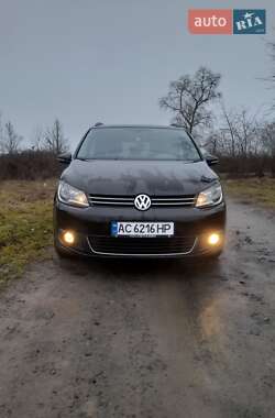 Мінівен Volkswagen Touran 2013 в Рівному
