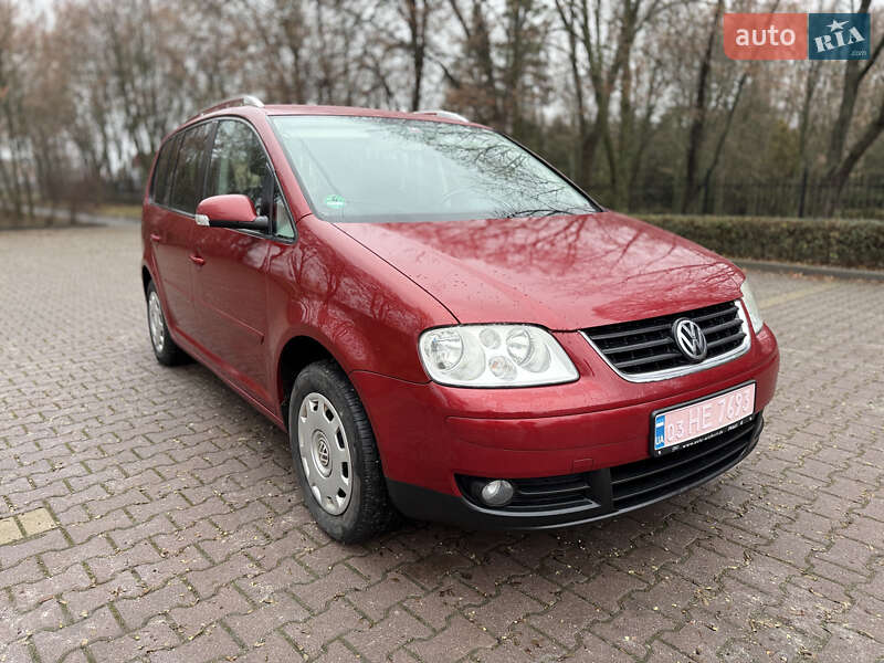 Volkswagen Touran 2004