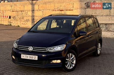 Микровэн Volkswagen Touran 2016 в Тернополе