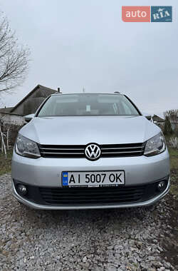 Мінівен Volkswagen Touran 2010 в Семенівці