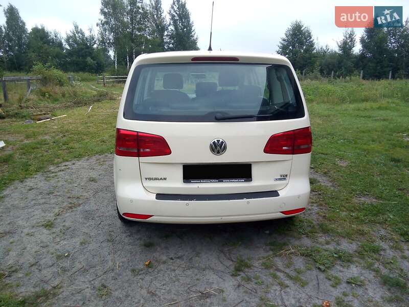 Volkswagen Touran 2014