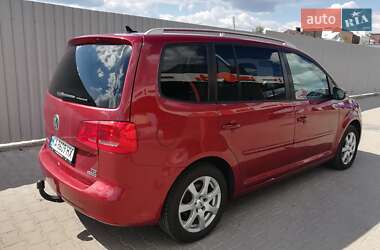 Мінівен Volkswagen Touran 2013 в Києві