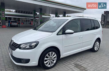 Минивэн Volkswagen Touran 2015 в Житомире